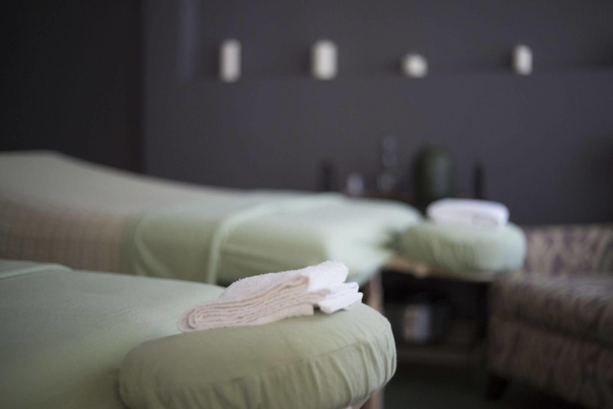 The Seaglass Inn & Spa Provincetown Buitenkant foto